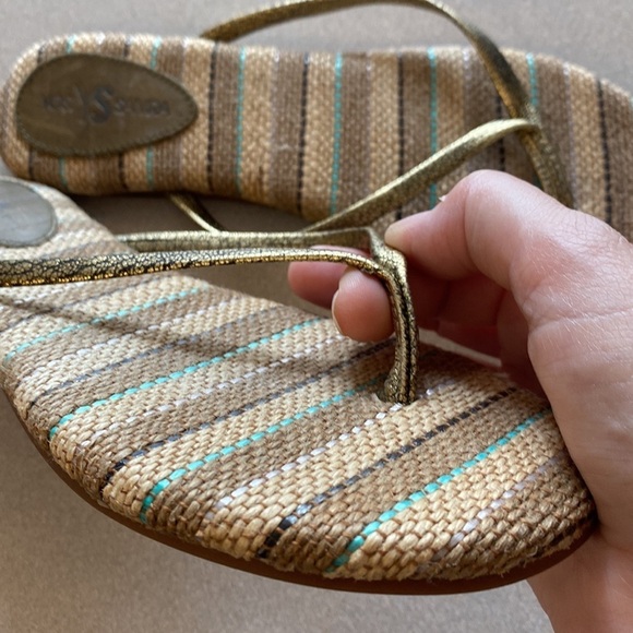 Yosi Samra Gold Striped Memory Foam Flip Flop Sandals - Picture 6 of 6